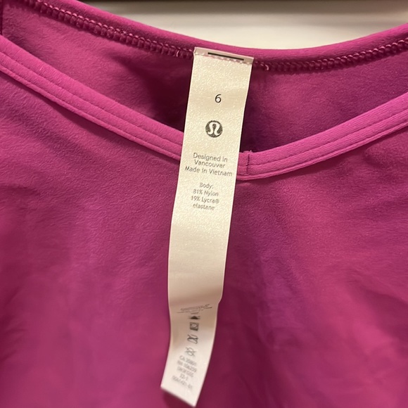 Lululemon crop top. - Picture 2 of 4